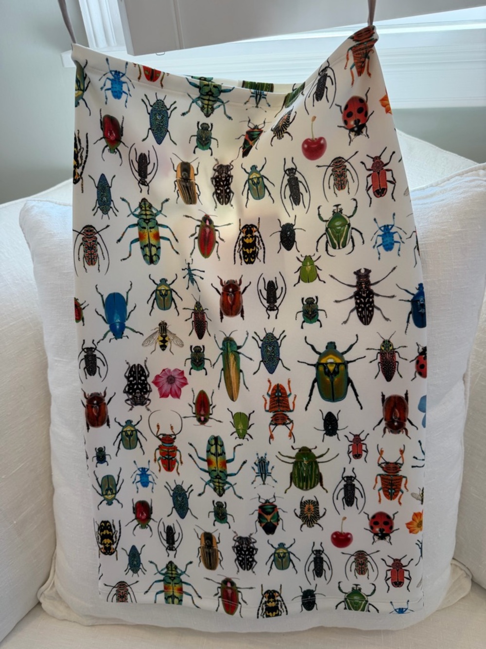 Silvia Tcherassi White fabric pencil skirt with Multicolored Beetle Print